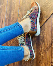 Load image into Gallery viewer, Telar Loafers - Tan