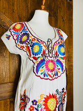 Load image into Gallery viewer, Flor Mexicano Dress