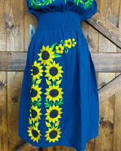 Load image into Gallery viewer, Yolanda Dress