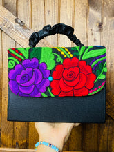 Load image into Gallery viewer, Presumida Crossbody Purse