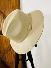 Load image into Gallery viewer, Cristobal Vinyl Hat