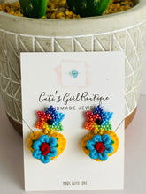 Load image into Gallery viewer, Corazoncito Earring