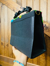 Load image into Gallery viewer, Presumida Crossbody Purse