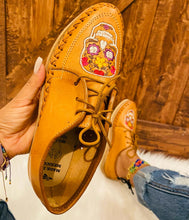 Load image into Gallery viewer, Calavera Loafer's - Tan