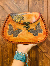 Load image into Gallery viewer, Valeria Crossbody Purse