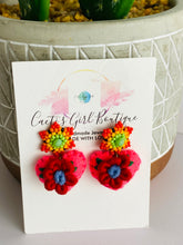 Load image into Gallery viewer, Corazoncito Earring