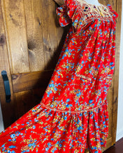 Load image into Gallery viewer, Flower Telar Dress