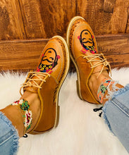 Load image into Gallery viewer, Frida Loafers - Tan