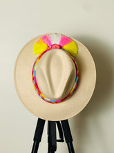 Load image into Gallery viewer, Cholulo Suede Hat
