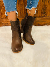 Load image into Gallery viewer, Paulina Boot