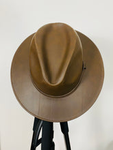 Load image into Gallery viewer, Cristobal Vinyl Hat