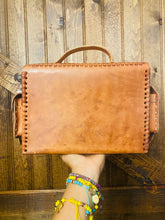 Load image into Gallery viewer, Yadira Crossbody Purse