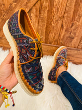 Load image into Gallery viewer, Vintage Loafers