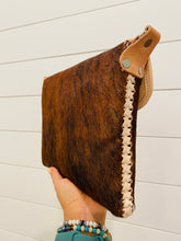 Load image into Gallery viewer, Cow-Print Crossbody Purse