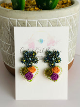 Load image into Gallery viewer, Corazoncito Earring