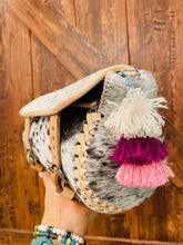 Load image into Gallery viewer, Cowhide Crossbody Purse