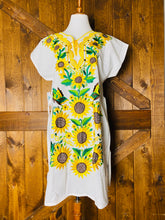 Load image into Gallery viewer, Flor Mexicano Dress