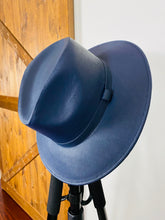 Load image into Gallery viewer, Cristobal Vinyl Hat