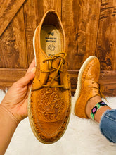 Load image into Gallery viewer, Adelita Loafers - Tan