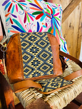 Load image into Gallery viewer, Leticia Crossbody Purse