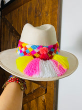 Load image into Gallery viewer, Cholulo Suede Hat