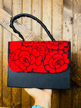 Load image into Gallery viewer, Presumida Crossbody Purse
