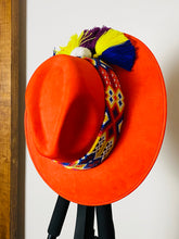 Load image into Gallery viewer, Cholulo Suede Hat