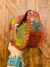 Load image into Gallery viewer, Valeria Crossbody Purse