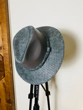 Load image into Gallery viewer, Cristobal Vinyl Hat