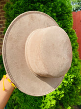 Load image into Gallery viewer, Mexicano Suede Hat