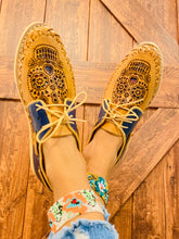 Load image into Gallery viewer, Calavera Adelita Loafer