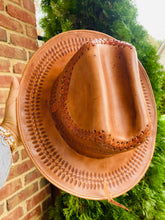 Load image into Gallery viewer, Azteca Leather Hat