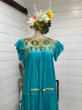 Load image into Gallery viewer, San Andress Telar Dress
