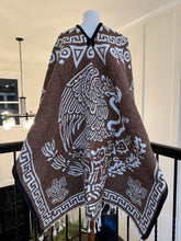 Load image into Gallery viewer, Poncho / Gabán Mexicano
