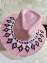 Load image into Gallery viewer, Huichol Suede Hat
