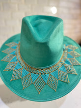 Load image into Gallery viewer, Huichol Suede Hat
