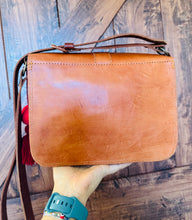 Load image into Gallery viewer, Estefana Crossbody Purse
