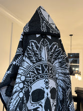 Load image into Gallery viewer, Poncho/Gabán Mexicano /Gorro
