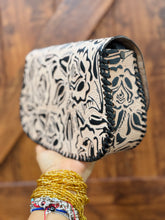 Load image into Gallery viewer, Rosa Crossbody Purse
