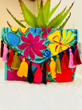 Load image into Gallery viewer, Nathalia Clutch Bag
