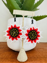 Load image into Gallery viewer, Sunflower’s Earrings
