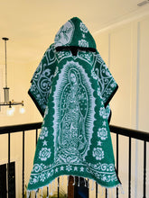 Load image into Gallery viewer, Poncho/Gabán Mexicano /Gorro
