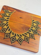 Load image into Gallery viewer, Izel  Huichol Necklace

