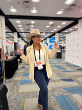 Load image into Gallery viewer, Vaquero Suede  Hat
