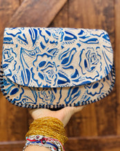 Load image into Gallery viewer, Rosa Crossbody Purse
