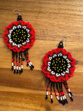 Load image into Gallery viewer, Sunflower  Earrings
