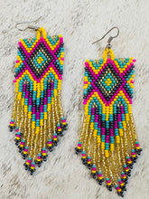 Load image into Gallery viewer, Yóllotl Huichol Earrings
