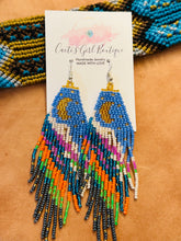Load image into Gallery viewer, Luna Huichol Earrings
