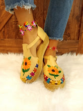 Load image into Gallery viewer, Girasol Multicolor Huarache
