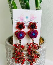 Load image into Gallery viewer, Love  Earring
